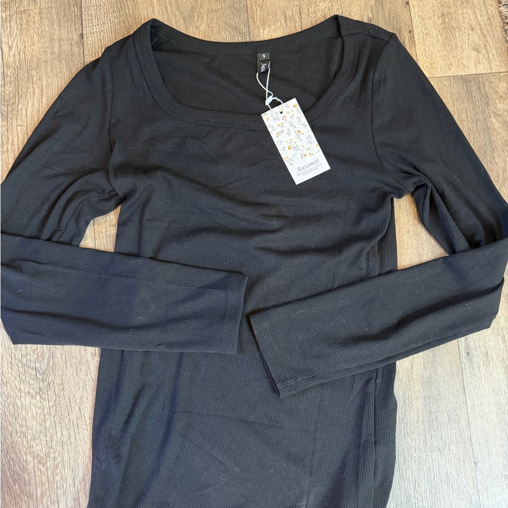 Black Long Sleeve Top